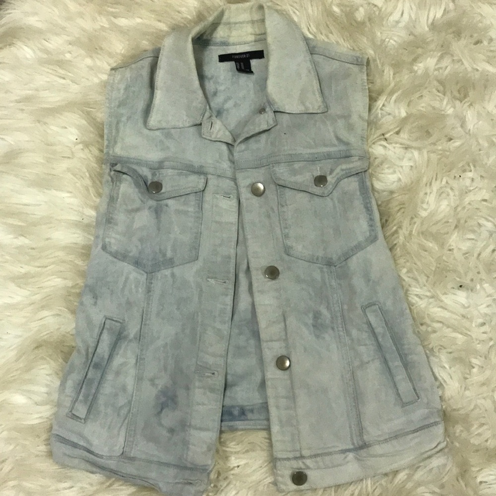 Jean Vest